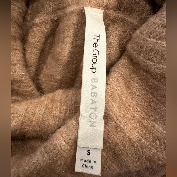Aritzia the group adichie turtleneck sweater camel - Picture 5 of 6